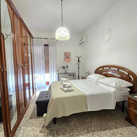 Apartment Marano - Bright 3 Bedrooms In The Center