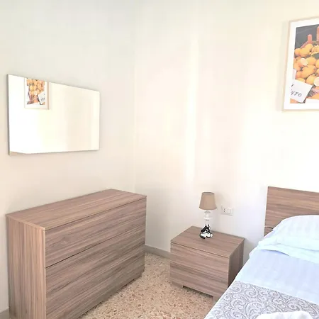 Apartment Marano - Bright 3 Bedrooms In The Center