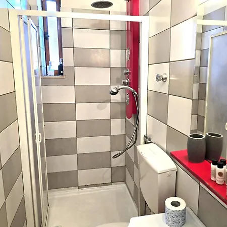 Apartment Marano - Bright 3 Bedrooms In The Center